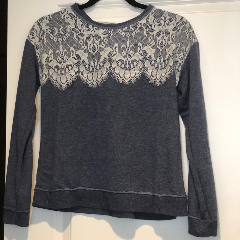 Sweater blue white